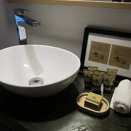 ベッド・アンド・ブレックファスト Croft28 3*